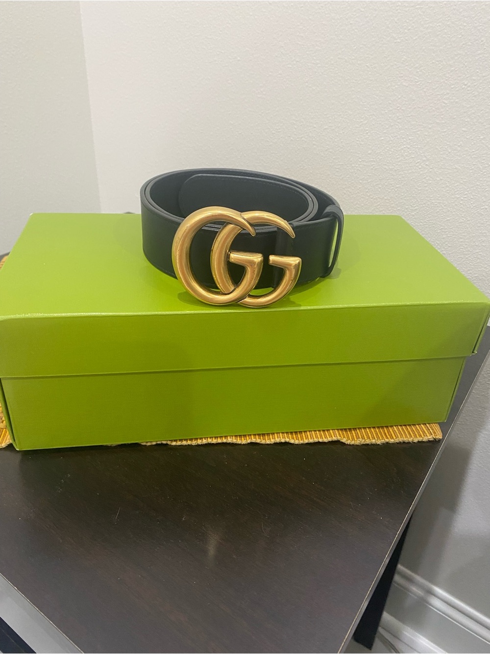 Gucci Double G Black Leather Belt with Gold Buckle medium 2 inch - Picture 4 of 13